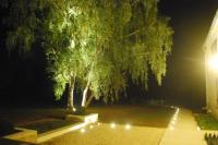 Éclairage et ambiance lumineuse au jardin